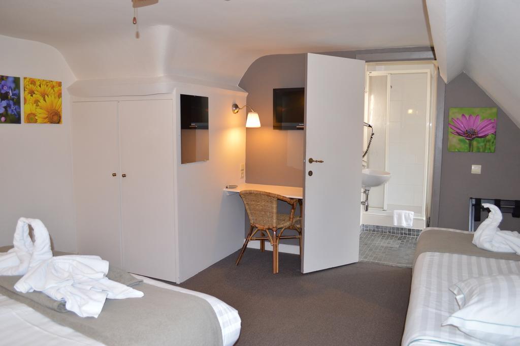 Hotel Ambrosia Ieper Phòng bức ảnh