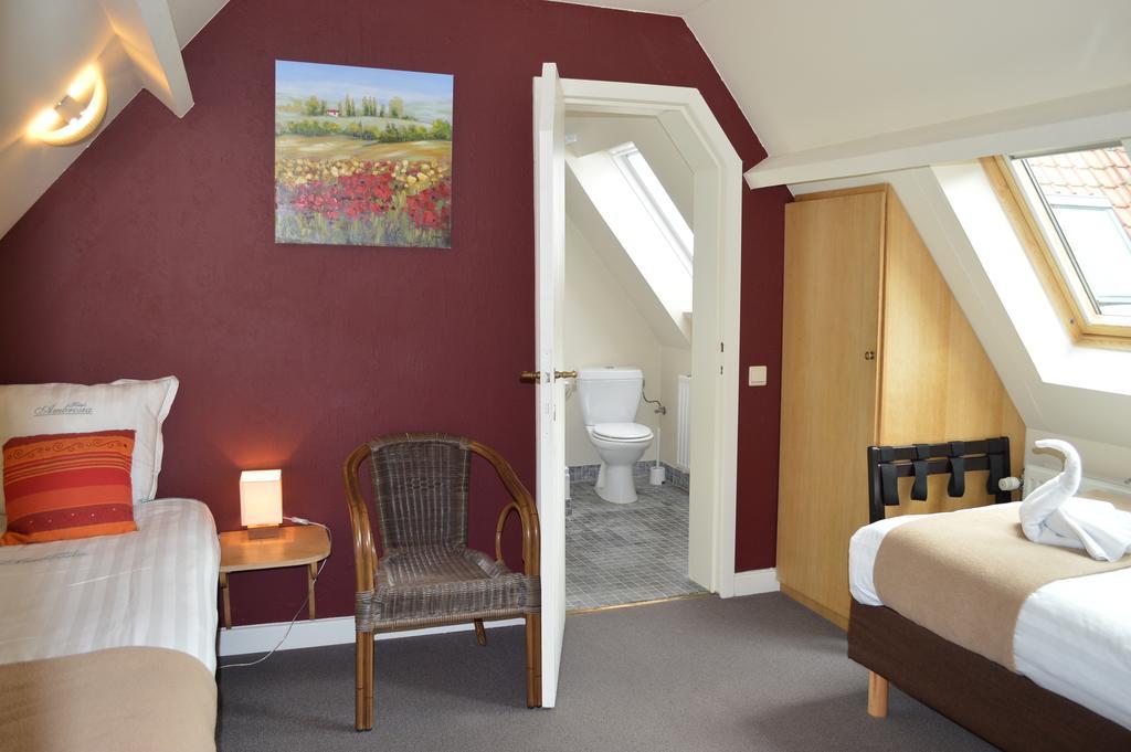 Hotel Ambrosia Ieper Phòng bức ảnh