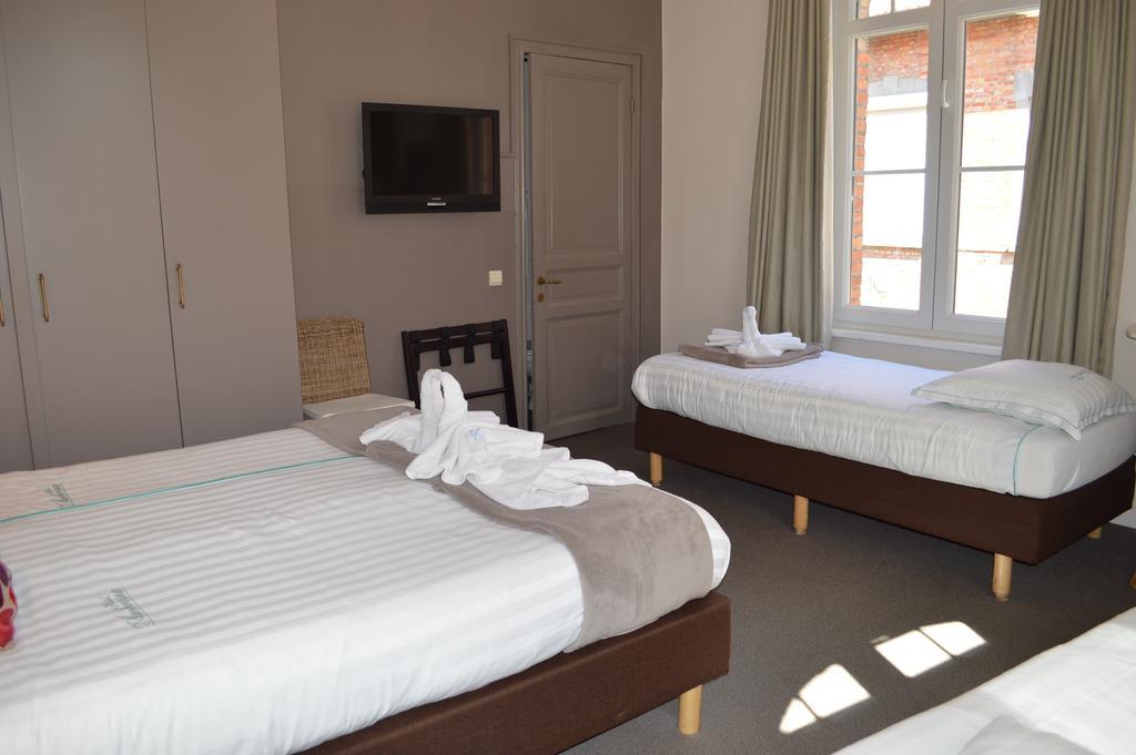 Hotel Ambrosia Ieper Phòng bức ảnh